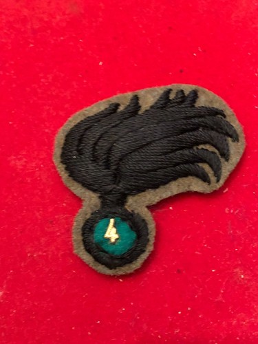 Vecchio fregio fiamma verde