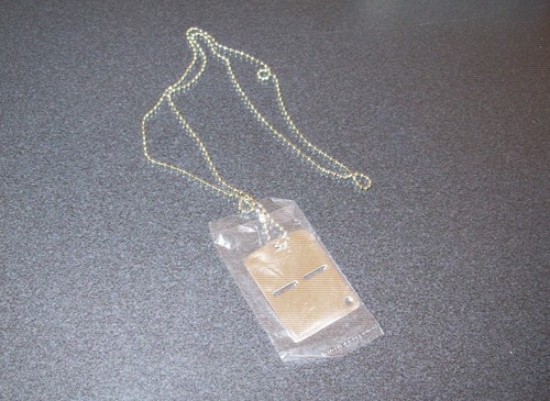 Piastrina con incisione - con,